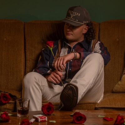 Emerging Country Artist Braden Hull Confronts Heartbreak Head-On In Brand New Visualizer For “End This Way”
