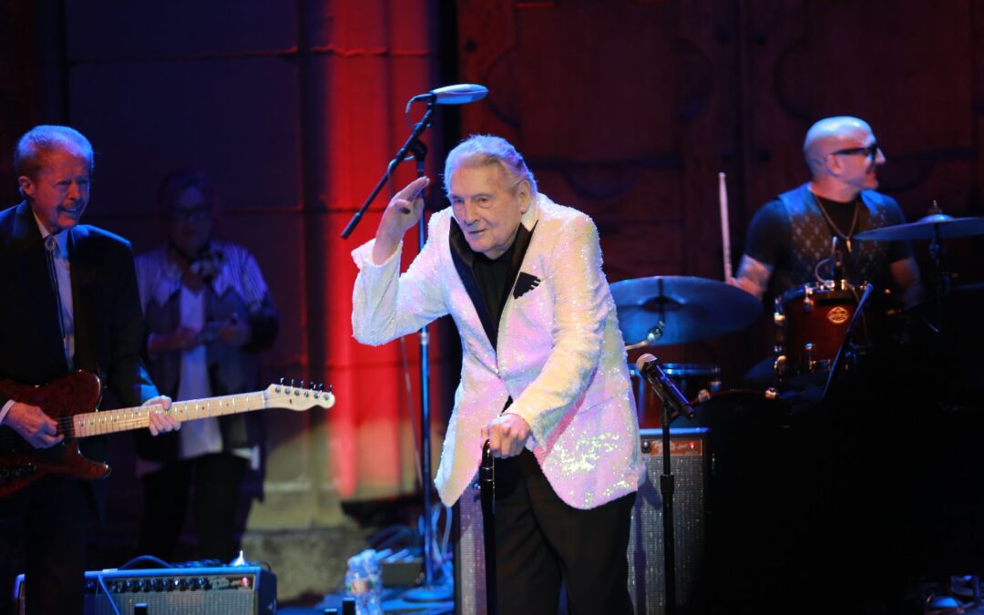 Jerry Lee Lewis Officially Inducted into the Country Music Hall of Fame