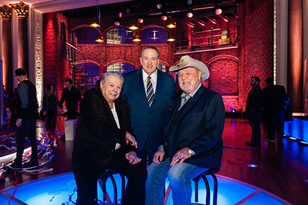 Tune In Alert: Mickey Gilley And Johnny Lee To Perform As Musical Guests On “Huckabee”